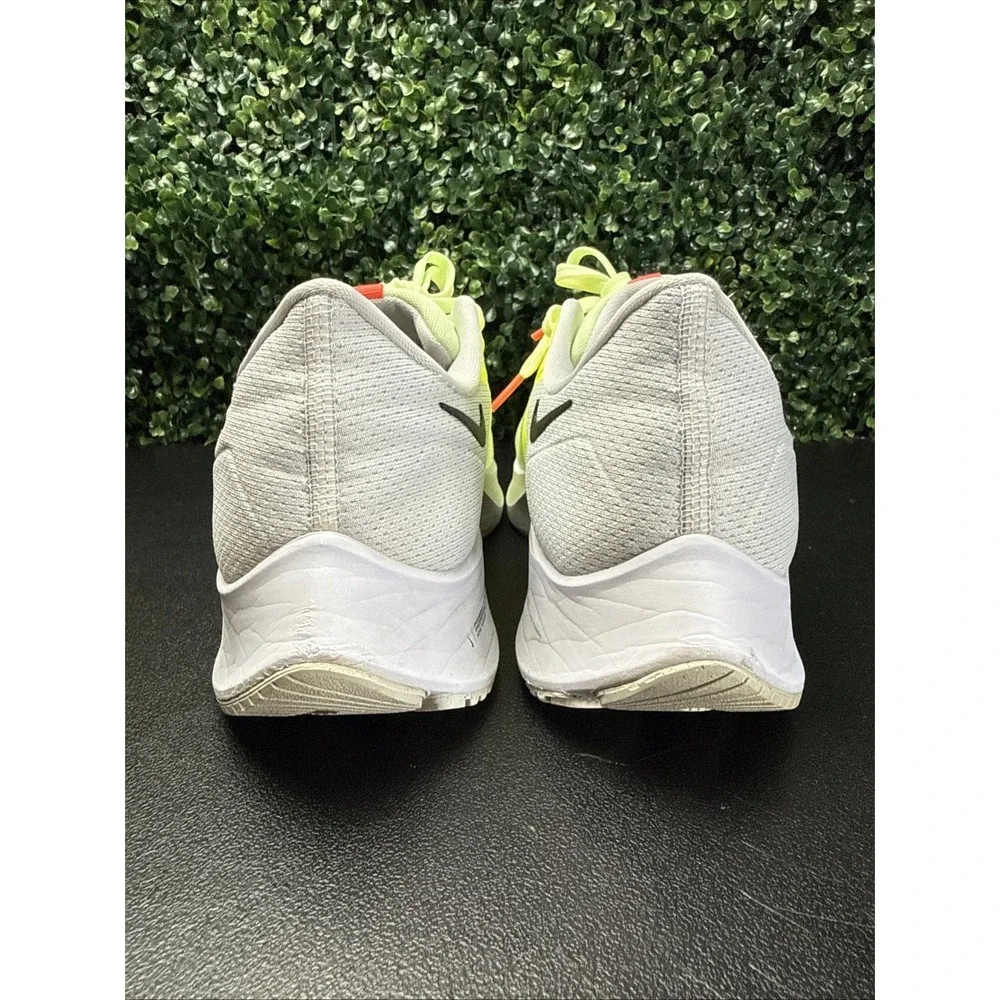 Nike Air Zoom Pegasus 38 Running Shoes Men's Size 13 Barely Volt Yellow Athletic
